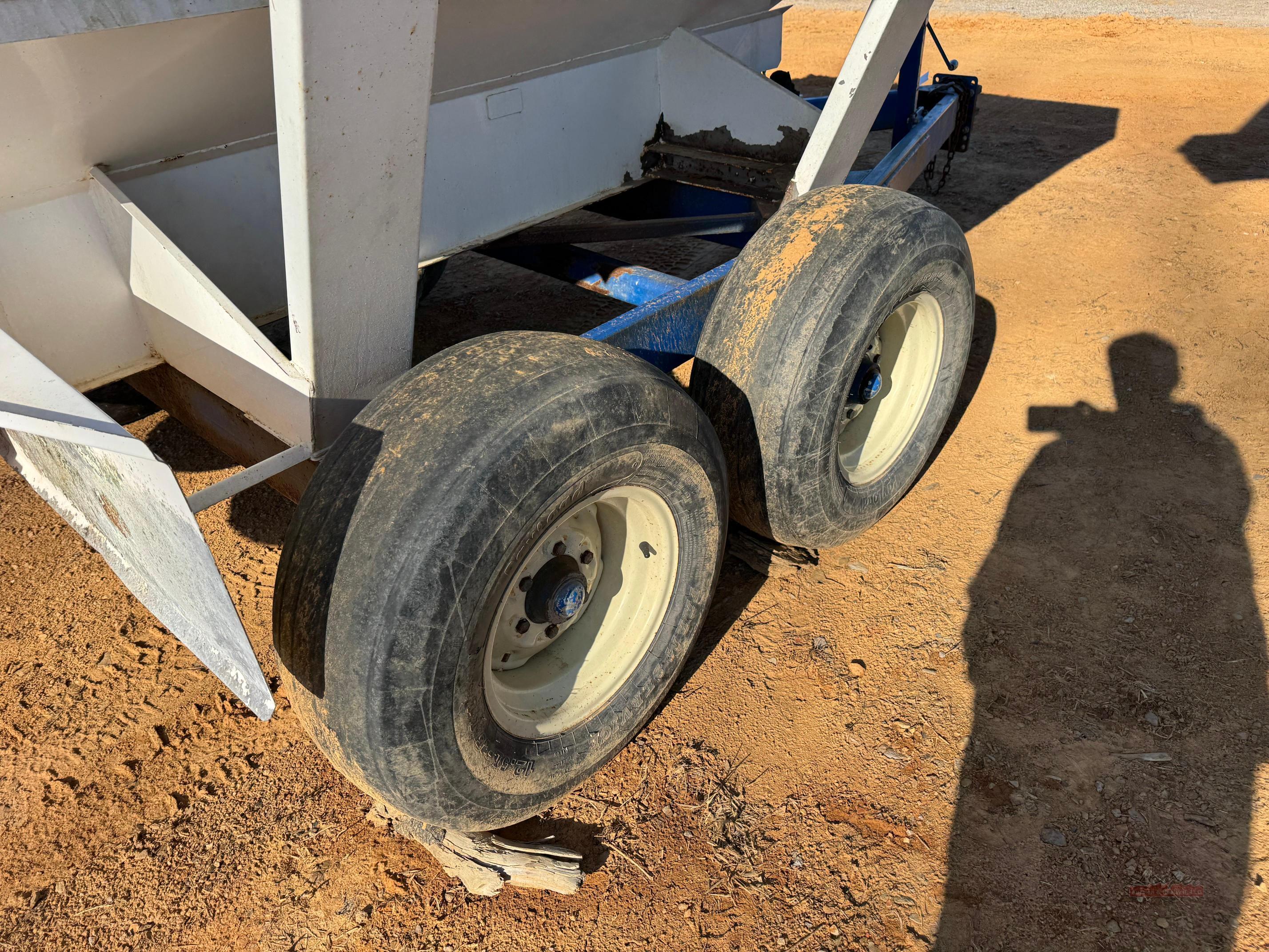 Doyle Fertilizer Spreader