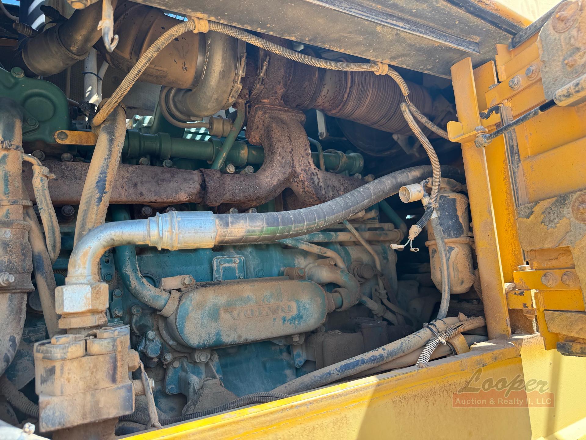 Volvo L330D Wheel Loader