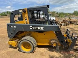 John Deere 332E Skid Steer