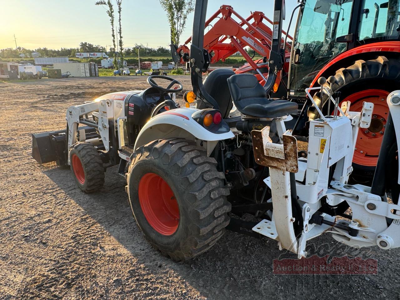 Bobcat CT230 Tractor w/ Backhoe