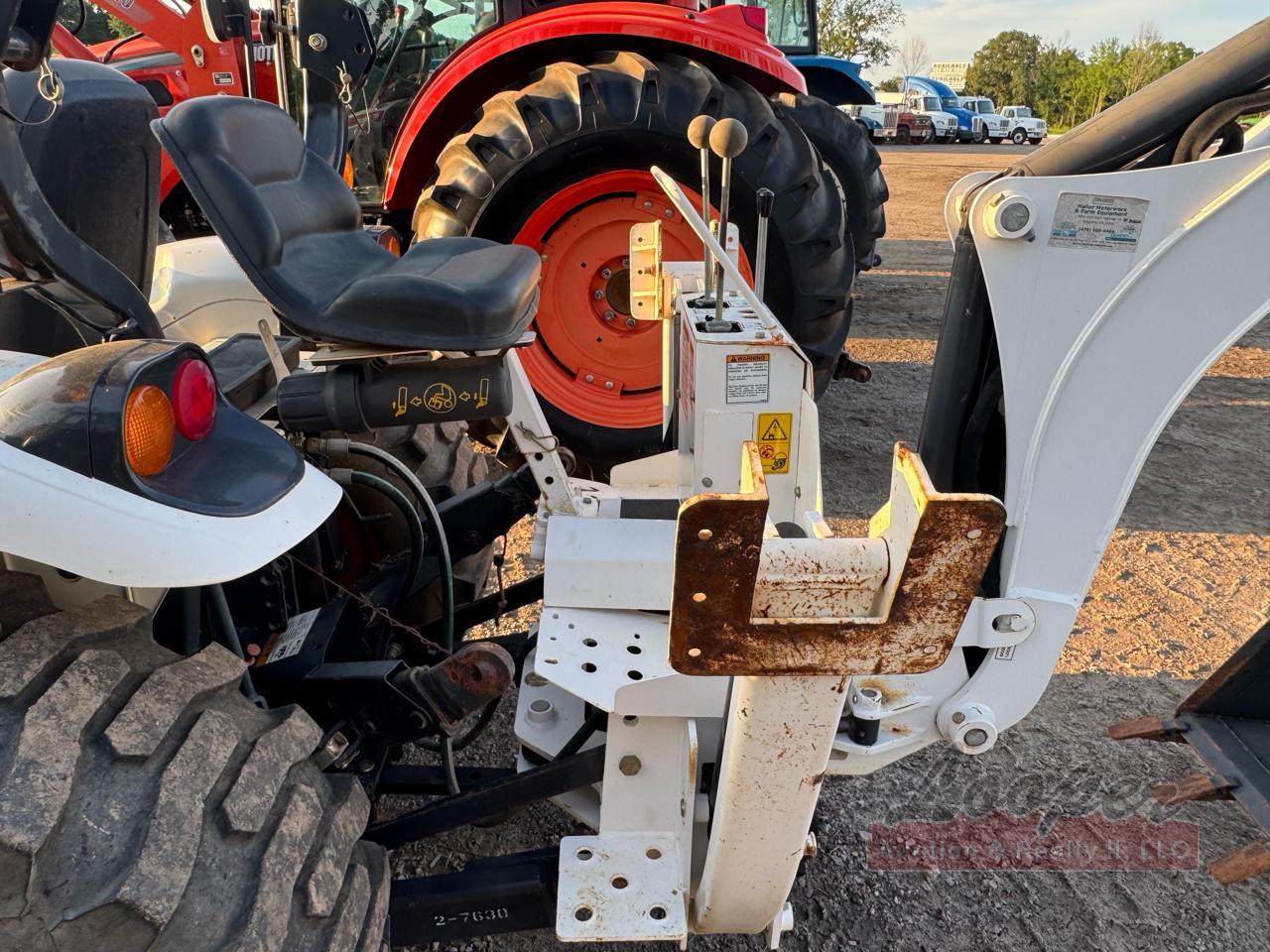 Bobcat CT230 Tractor w/ Backhoe