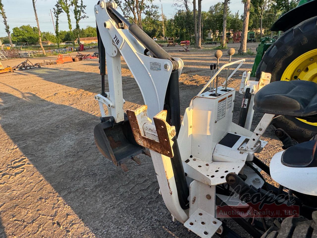 Bobcat CT230 Tractor w/ Backhoe