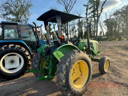 John Deere 5055E Tractor