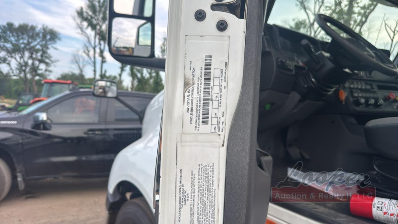 2019 International LT625 Day Cab