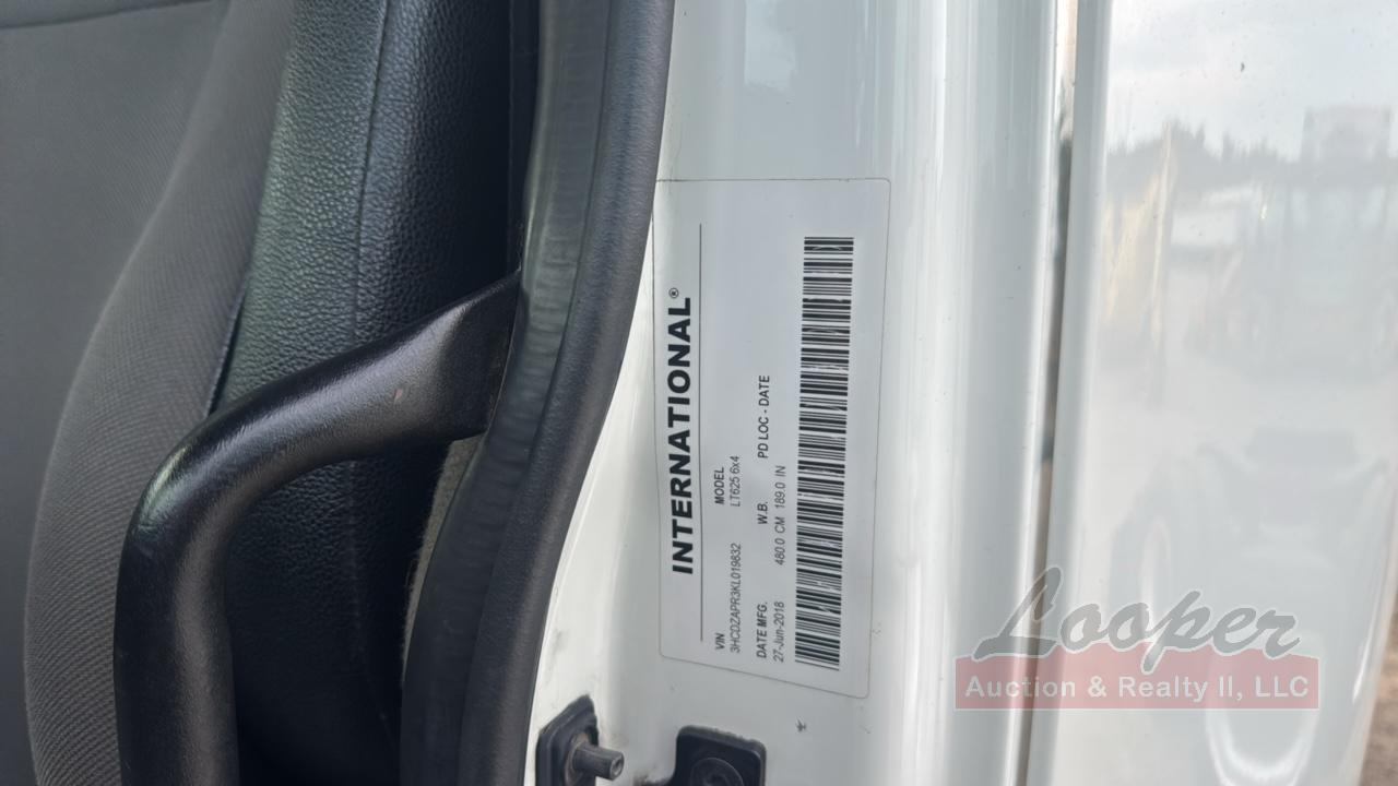 2019 International LT625 Day Cab
