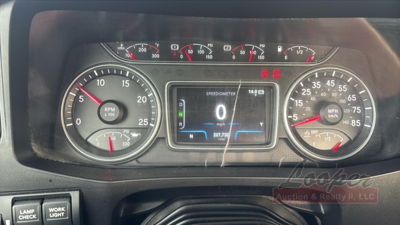2019 International LT625 Day Cab