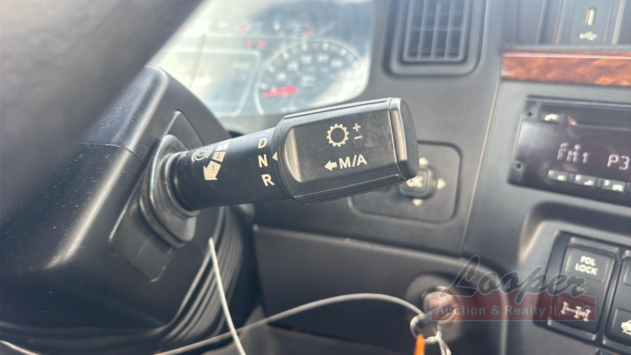2019 International LT625 Day Cab