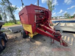 New Holland 848 Hay Baler