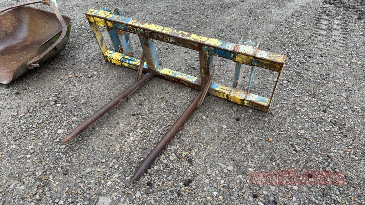 New Holland Front Spear