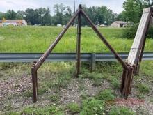 (4) Stretch Posts