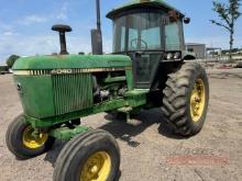 John Deere 4040 Tractor