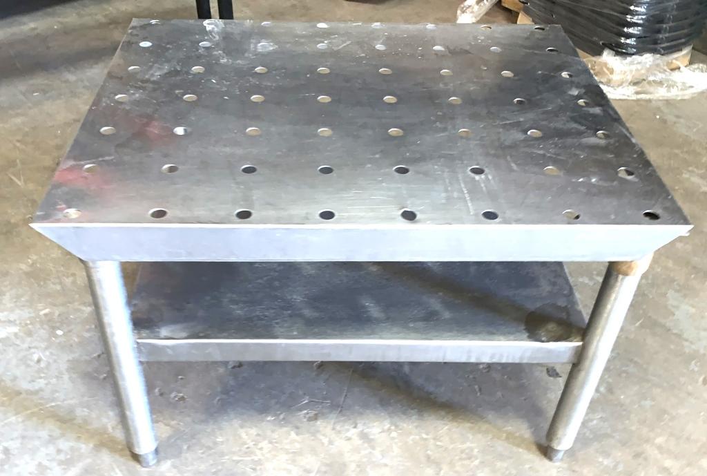 24x30” Equipment Stand