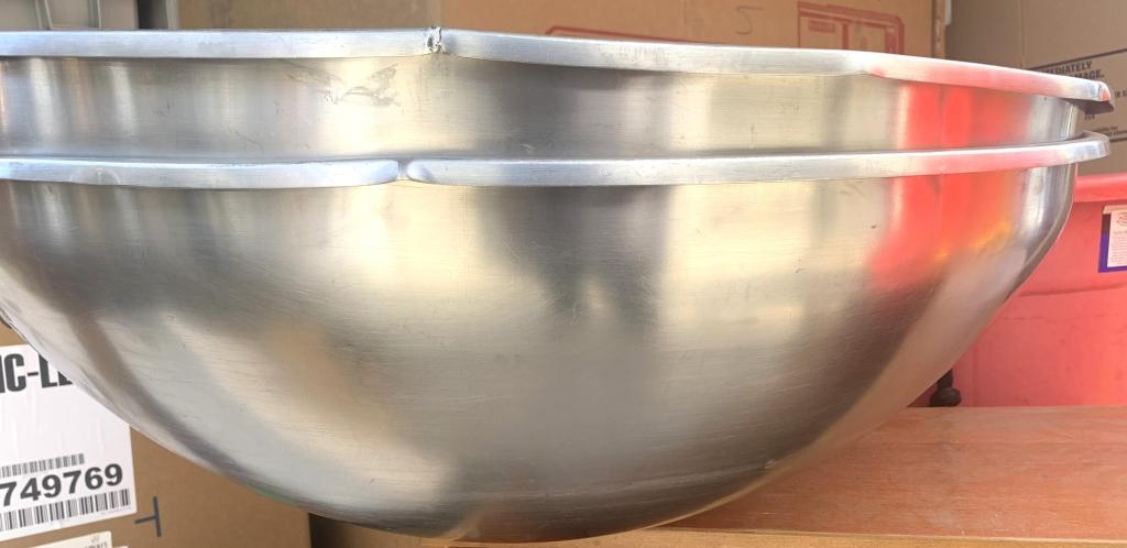 31" Diameter Mixing Bowls