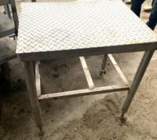 22x29” Utility Table