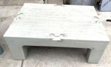 21x30x30” H Dunnage Rack
