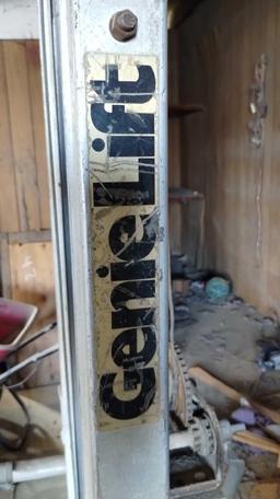 Genie Material Lift