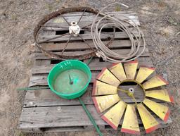 Wagon wheel, lasso, windmill