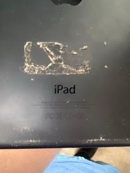 2 iPads