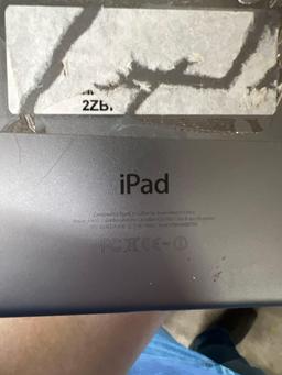 2 iPads