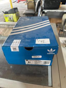 Women 8 1/2 Adida Shoes