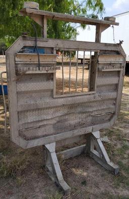 Semi-Truck Chain Rack