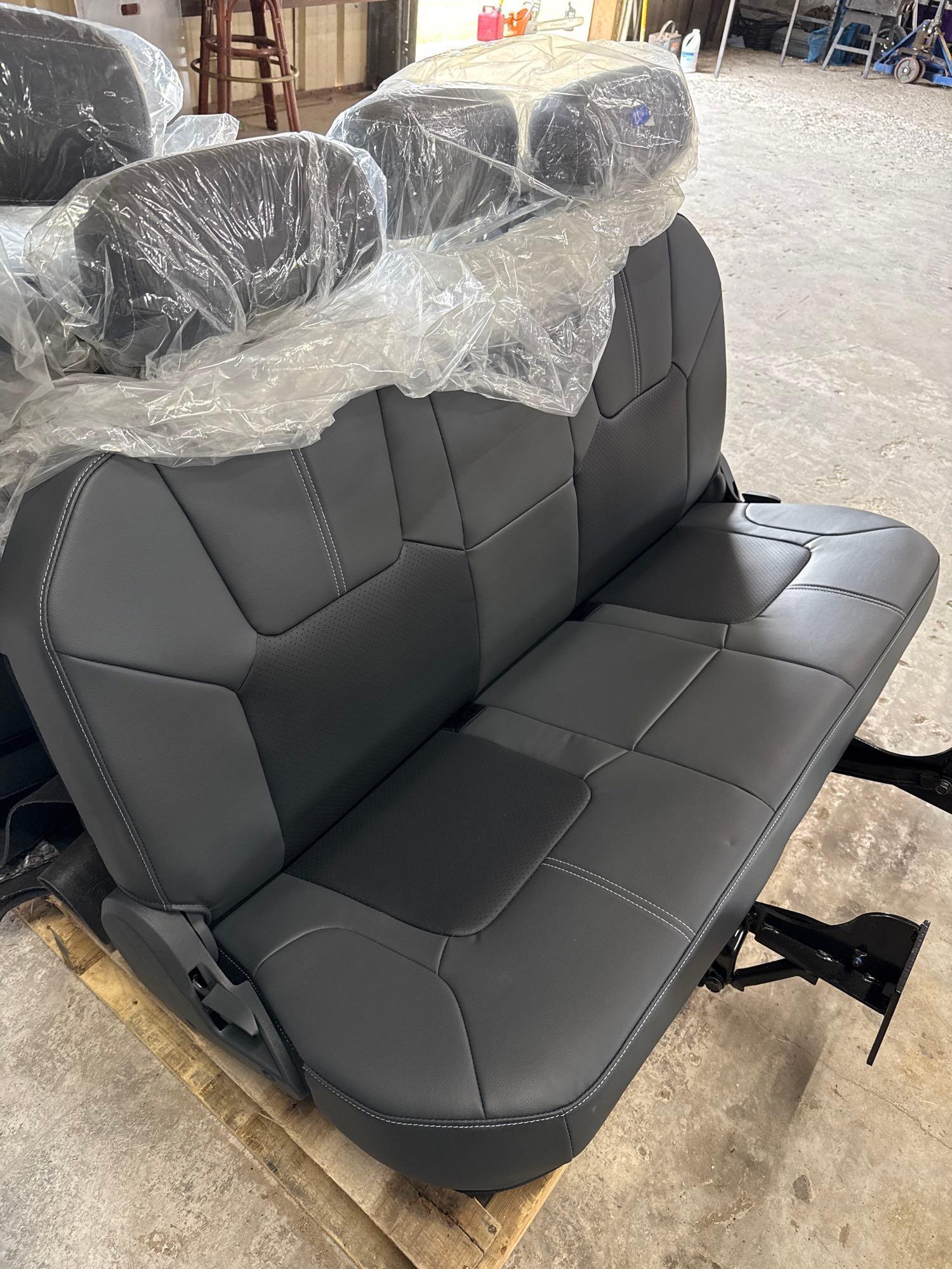 2025 vantage Primo Van Seats