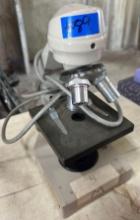 Microscope