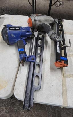 2 Nailing Guns