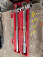 Torque wrench and Socket Wrench