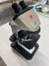 Microscope