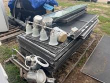 Light fixtures