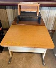 Desks & Organizers