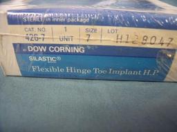 DOW CORNING 426-7 SILASTIC FLEXIBLE HINGE TO IMPLANT