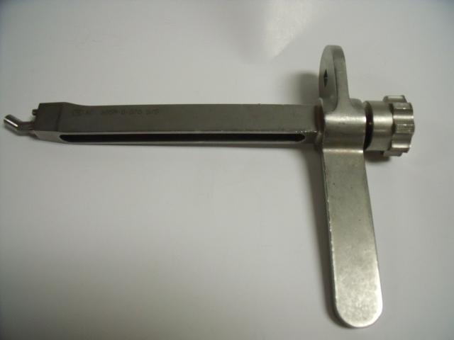 HOWMEDICA 6059-0-070 SURGICAL BROACH IMPACT/EXTRACT ASSEMBLY!