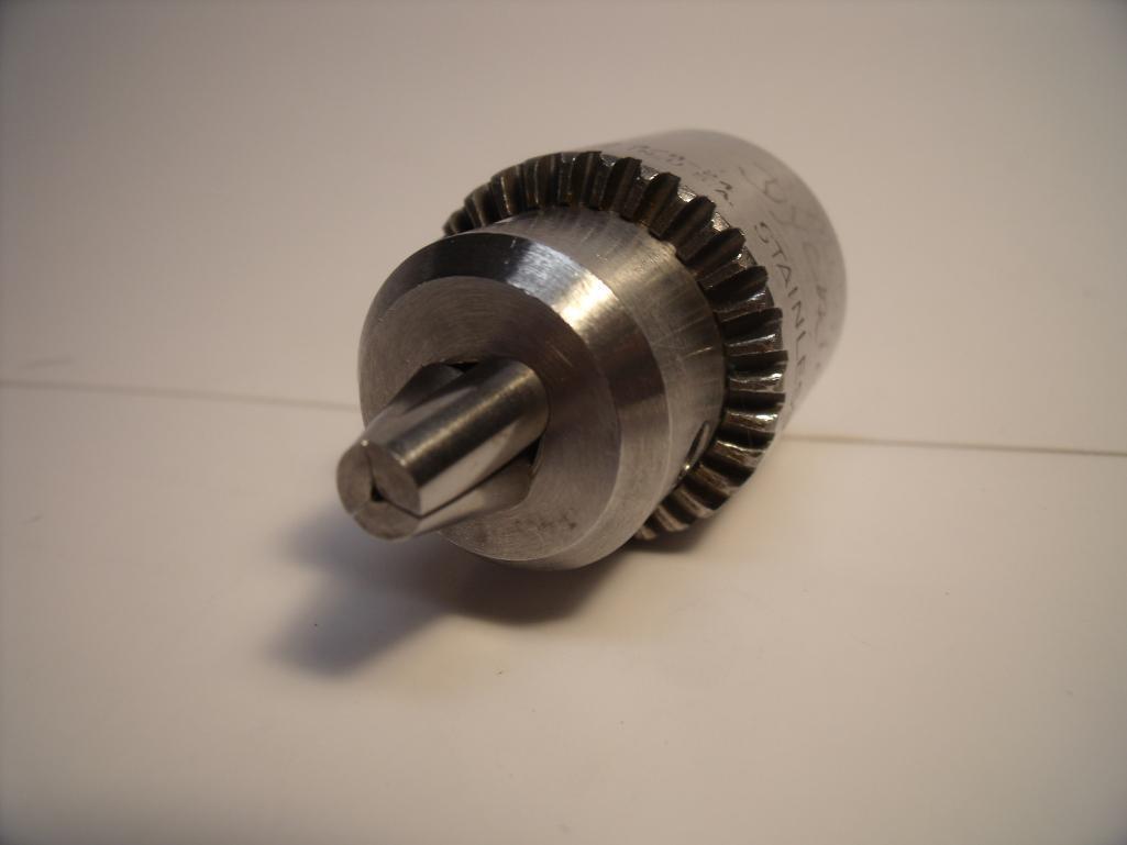 JACOBS CHUCK DRILL CHUCK 1BM 0-1/4 IN, 0-6.5 MM. THD: 3/8-24 !1