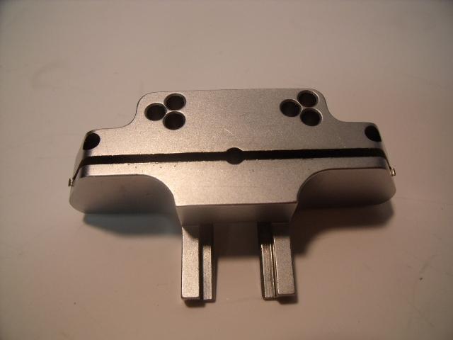RICHARDS 71441147 05CM15380 DISTAL FEMORAL CUTTING BLOCK !