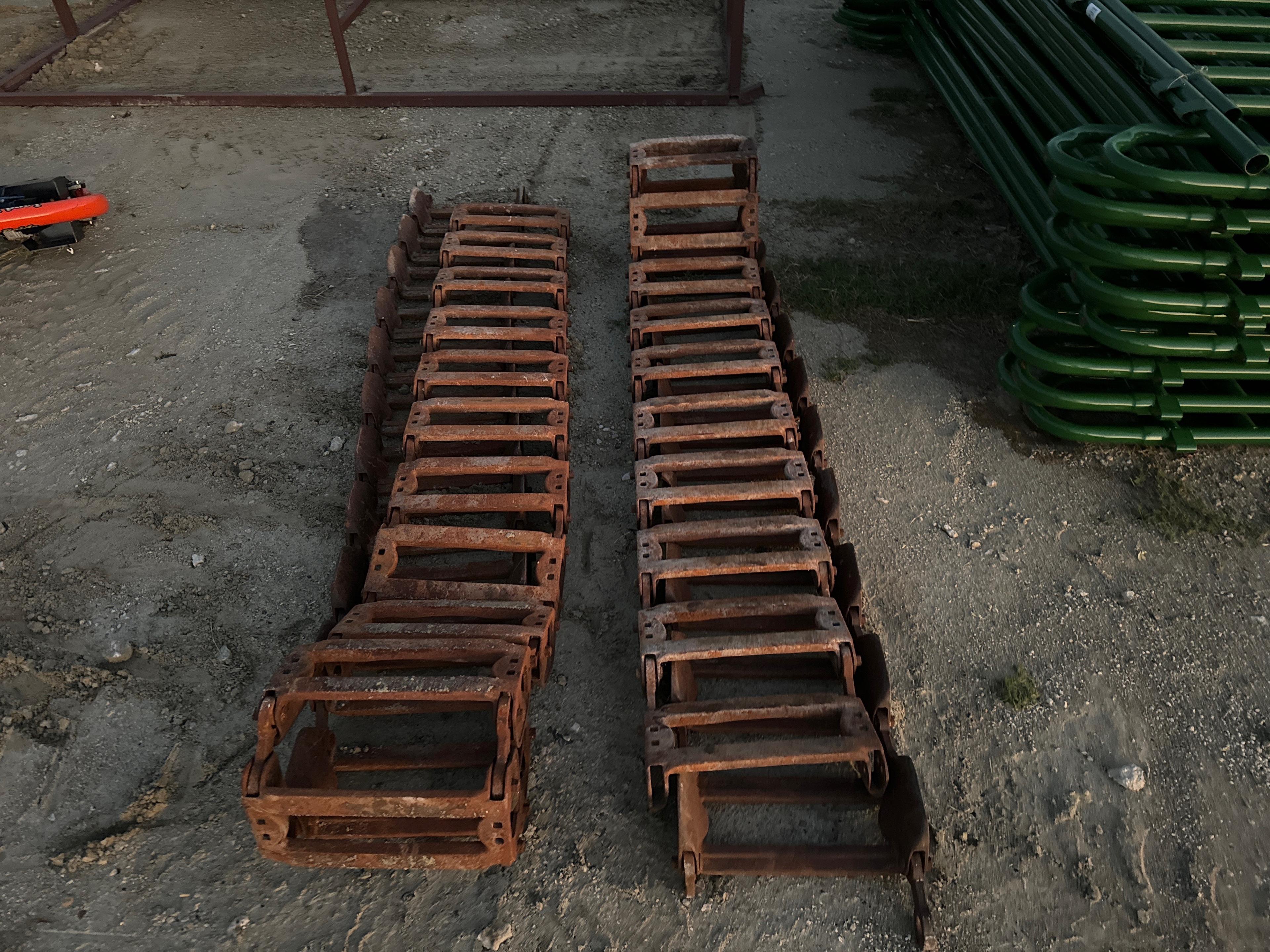 Skidsteer Tracks