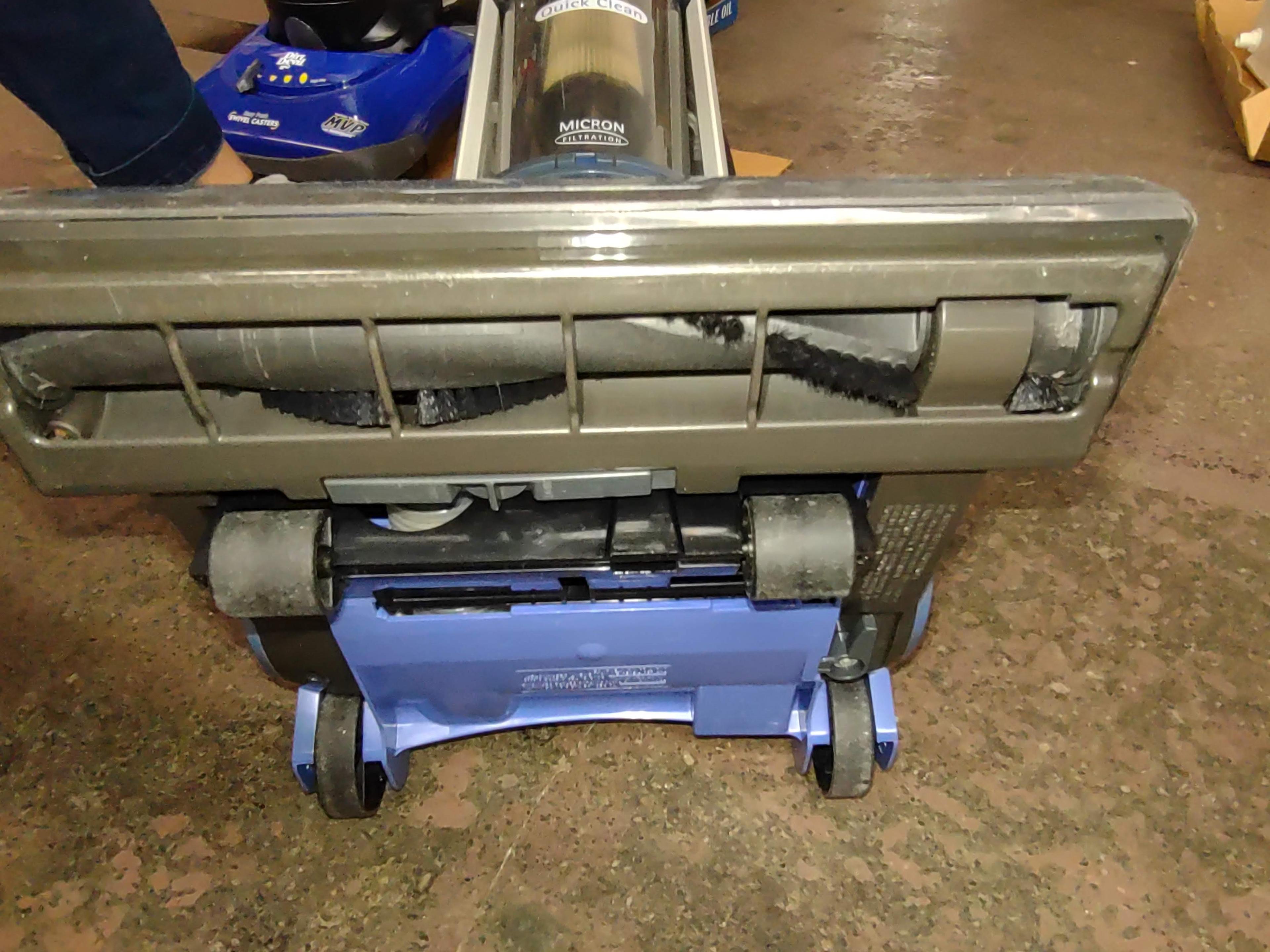 KENMORE UPRIGHT SWEEPER (VERY CLEAN) - PICK UP ONLY