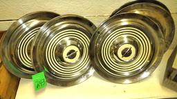 VINTAGE OLDSMOBILE HUBCAPS - PICK UP ONLY