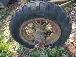 VINTAGE WAGON RUNNING GEAR - PICK UP ONLY