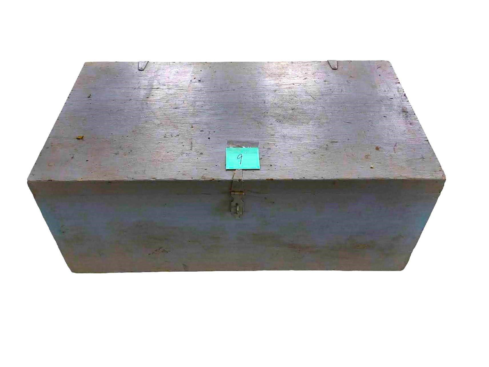 WOODEN CHEST - PICK UP ONLY