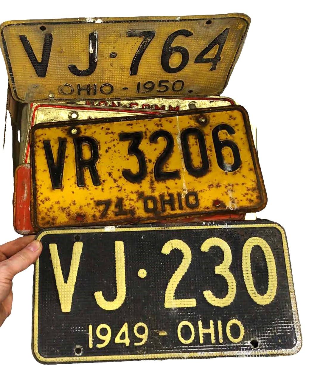 VINTAGE LICENSE PLATES