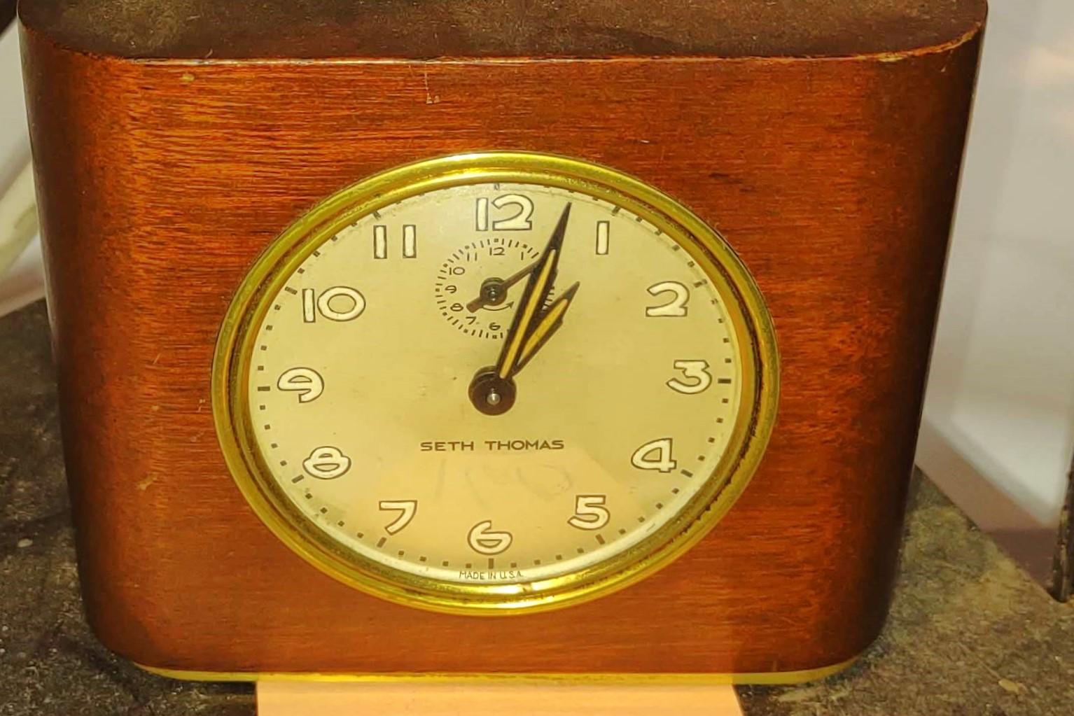 VINTAGE ART DECO SETH THOMAS ALARM CLOCK