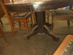 ANTIQUE OAK TABLE & 6 CHAIRS - PICK UP ONLY