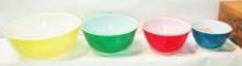 NICE SET OF VINTAGE PYREX NESTING BOWLS with BOX - PICK UP ONLY