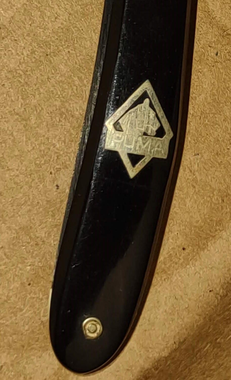 VERY NICE VINTAGE PUMA STRAIGHT RAZOR IN ORIGINAL CASE
