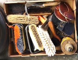 HORSE GROOMING BRUSHES, ETC. - PICK UP ONLY