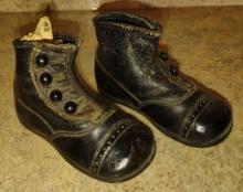 1800's CHILD's BUTTON UP BOOTS