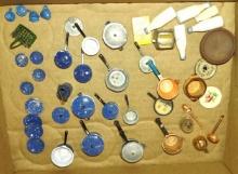 DOLL HOUSE ACCESSORIES