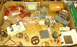 DOLL HOUSE ACCESSORIES